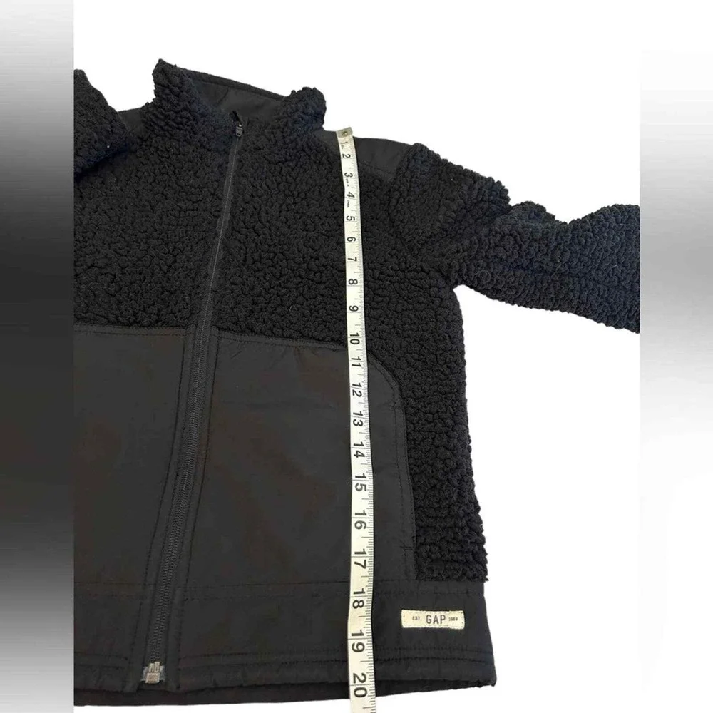GAP Kids Girls Fuzzy Jacket Large 10-11 Black Full Zip Warm Cozy Winter Coat